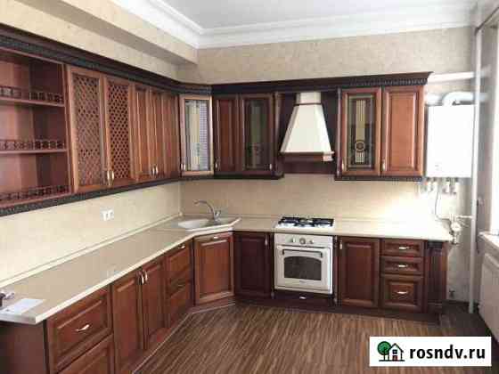 3-комнатная квартира, 110 м², 3/5 эт. в аренду на длительный срок в Каспийске Каспийск