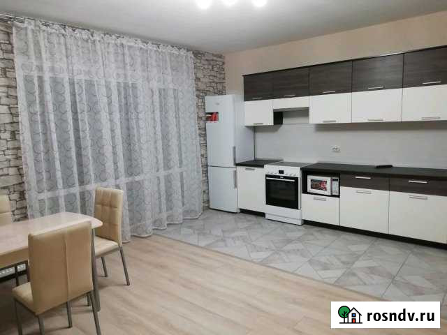 2-комнатная квартира, 63 м², 6/17 эт. в аренду посуточно в Великом Новгороде Великий Новгород - изображение 1