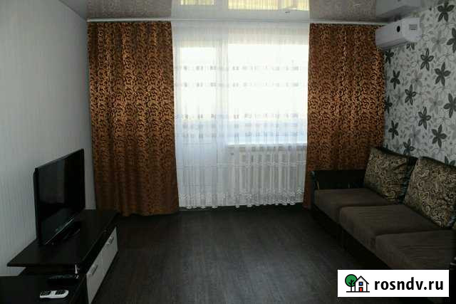 3-комнатная квартира, 65 м², 2/5 эт. в аренду посуточно в Туймазах Туймазы - изображение 1