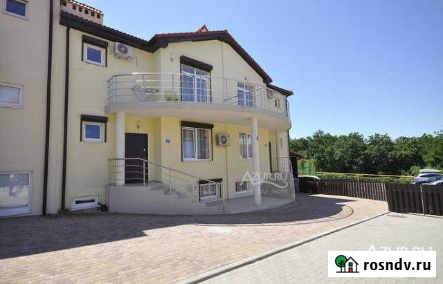 Таунхаус 160 м² на участке 2 сот. в аренду посуточно в Кабардинке Кабардинка - изображение 1