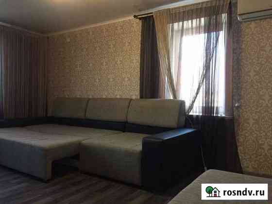 1-комнатная квартира, 45 м², 3/5 эт. в аренду посуточно в Шахтах Шахты