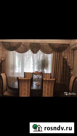 3-комнатная квартира, 63 м², 1/5 эт. в аренду посуточно в Шахтах Шахты - изображение 1