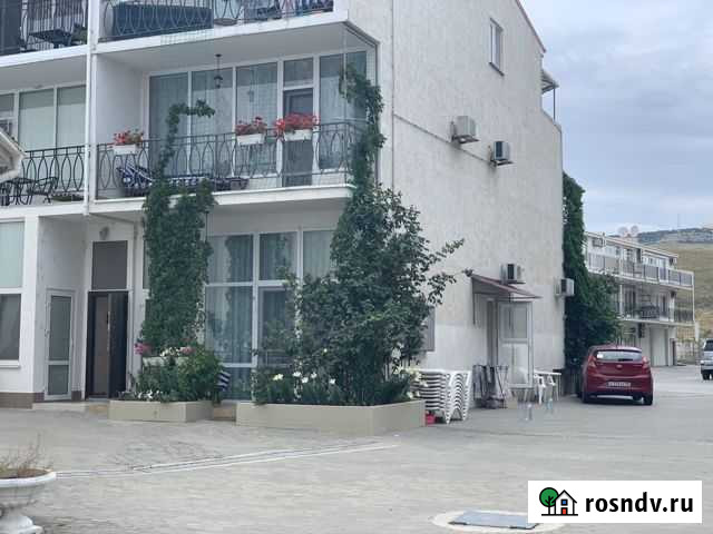 Таунхаус 200 м² на участке 1 сот. на продажу в Феодосии Феодосия - изображение 1