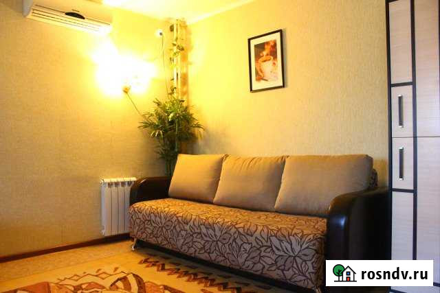 1-комнатная квартира, 43 м², 3/5 эт. в аренду посуточно в Орске Орск - изображение 1