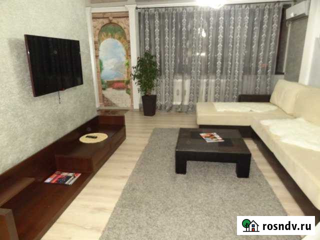 2-комнатная квартира, 56 м², 19/25 эт. в аренду посуточно в Набережных Челнах Набережные Челны - изображение 1