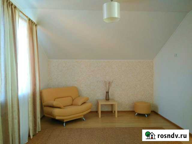 Дом 100 м² на участке 2 сот. в аренду посуточно в Таганроге Таганрог - изображение 1