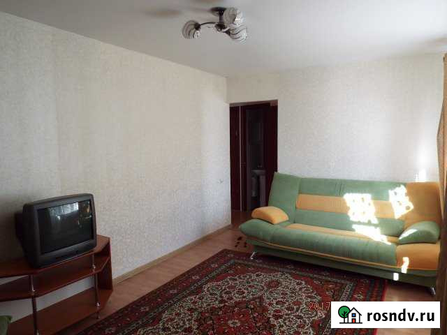 2-комнатная квартира, 40 м², 3/5 эт. в аренду на длительный срок в Шадринске Шадринск - изображение 1