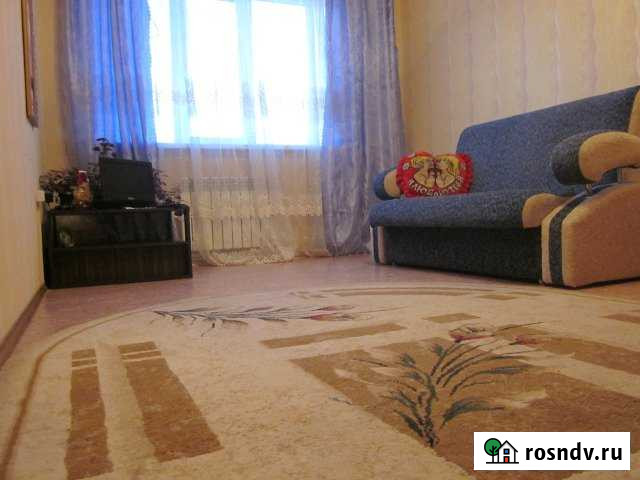 1-комнатная квартира, 50 м², 2/3 эт. в аренду посуточно в Белебее Белебей - изображение 1