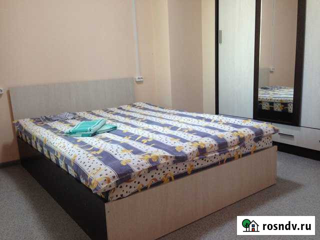 2-комнатная квартира, 54 м², 1/5 эт. в аренду посуточно в Шарыпово Шарыпово - изображение 1