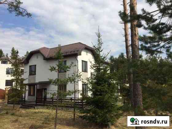 Коттедж 250 м² на участке 13 сот. на продажу в Сертолово Сертолово