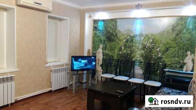 1-комнатная квартира, 35 м², 1/1 эт. в аренду посуточно в Вольске Вольск - изображение 1