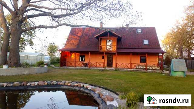 Коттедж 50 м² на участке 8 сот. в аренду посуточно в Зеленоградске Зеленоградск - изображение 1