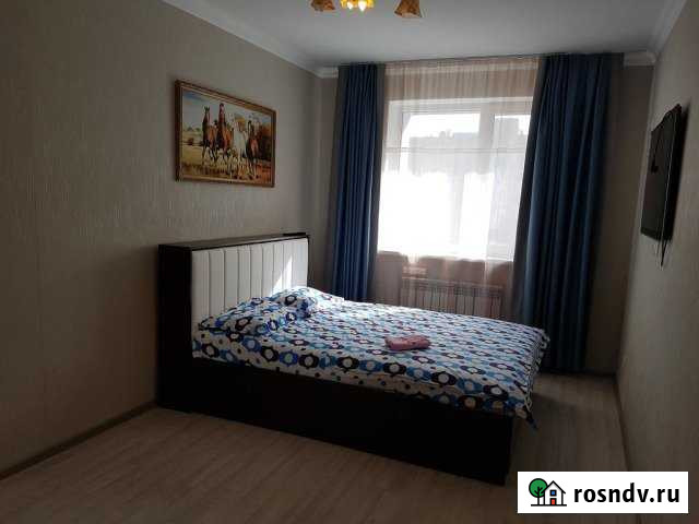 1-комнатная квартира, 35 м², 3/5 эт. в аренду посуточно в Ленинске-Кузнецком Ленинск-Кузнецкий - изображение 1