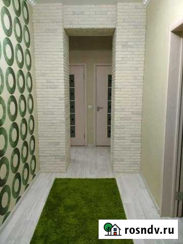 2-комнатная квартира, 64 м², 4/4 эт. в аренду посуточно в Каменске-Шахтинском Каменск-Шахтинский - изображение 1