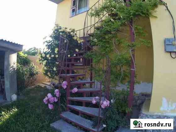 Комната 25 м² в 2-ком. кв., 2/2 эт. в аренду посуточно в Черноморском Республики Крым Черноморское