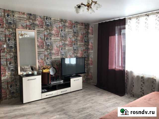 2-комнатная квартира, 52 м², 1/5 эт. в аренду посуточно в Назарово Назарово - изображение 1