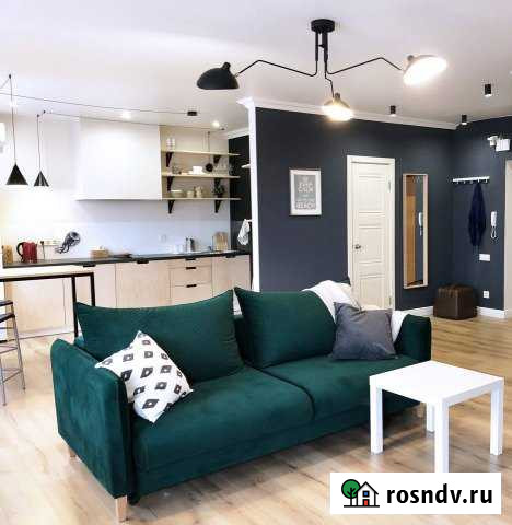 3-комнатная квартира, 90 м², 5/8 эт. в аренду на длительный срок во Владивостоке Владивосток - изображение 1