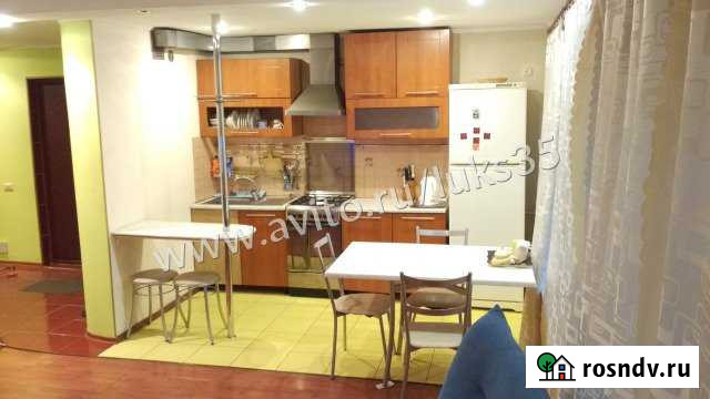 4-комнатная квартира, 100 м², 3/5 эт. в аренду посуточно в Череповце Череповец - изображение 1