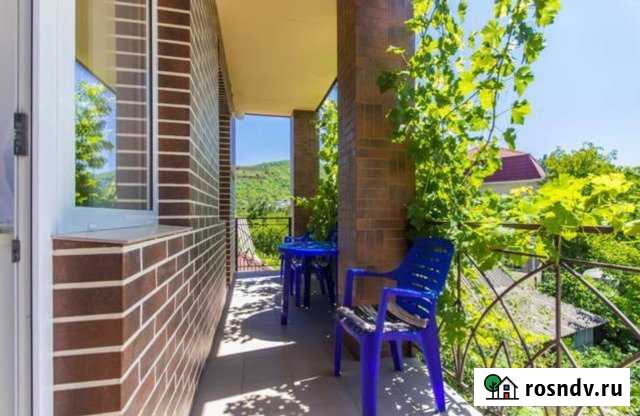 Дом 187.8 м² на участке 3 сот. на продажу в Архипо-Осиповке Архипо-Осиповка - изображение 1