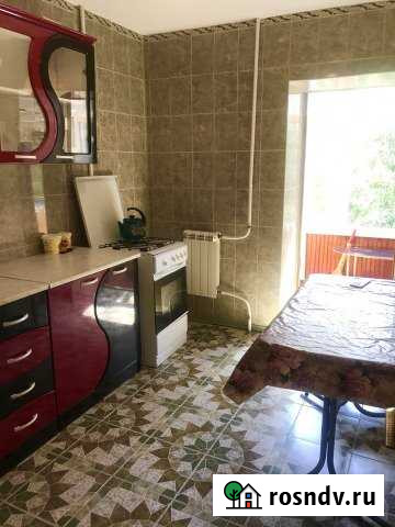 3-комнатная квартира, 70 м², 3/5 эт. в аренду на длительный срок в Белореченске Белореченск - изображение 1