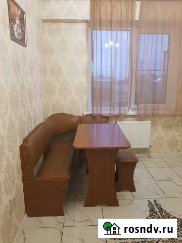 2-комнатная квартира, 60 м², 1/6 эт. в аренду на длительный срок в Яблоновском Яблоновский - изображение 1