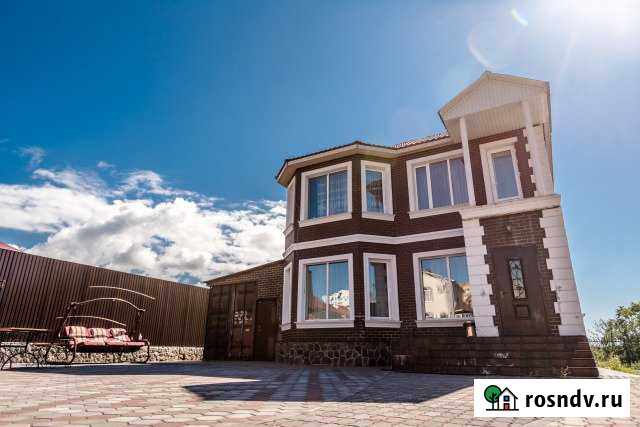 Коттедж 330 м² на участке 10 сот. на продажу в Петропавловске-Камчатском Петропавловск-Камчатский - изображение 1