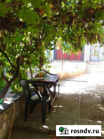 Дом 50 м² на участке 7 сот. в аренду посуточно в Керче Керчь - изображение 1