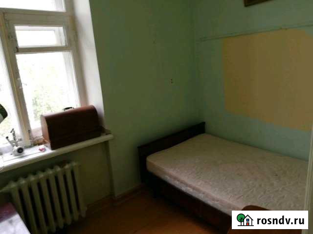 4-комнатная квартира, 80 м², 4/4 эт. в аренду на длительный срок в Воткинске Воткинск - изображение 1