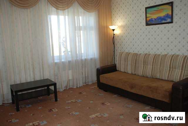 2-комнатная квартира, 70 м², 3/5 эт. в аренду посуточно в Набережных Челнах Набережные Челны - изображение 1