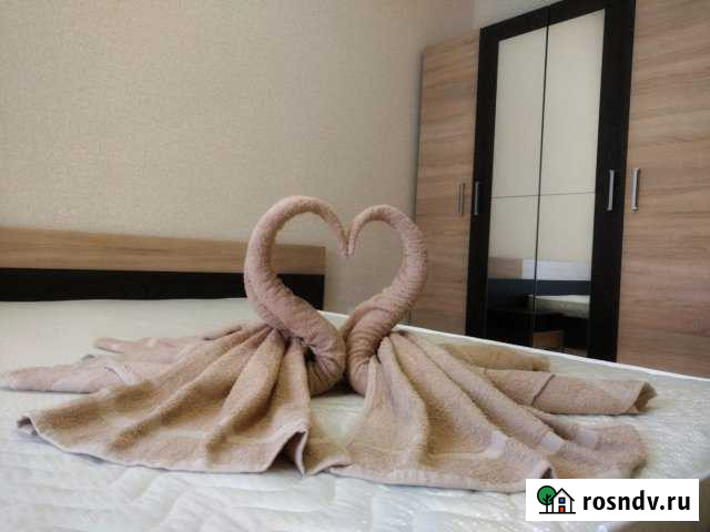 3-комнатная квартира, 78 м², 2/16 эт. в аренду посуточно в Новороссийске Новороссийск - изображение 1