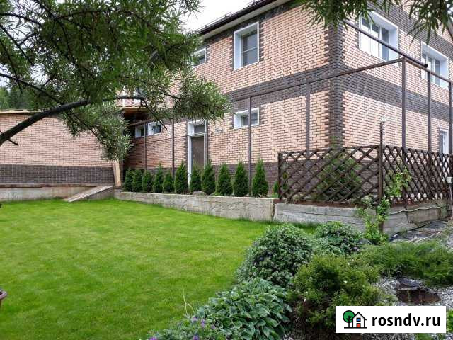 Коттедж 280 м² на участке 15 сот. на продажу в Кирово-Чепецке Кирово-Чепецк - изображение 1