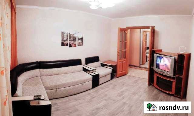 3-комнатная квартира, 72 м², 3/9 эт. в аренду посуточно в Бугуруслане Бугуруслан - изображение 1