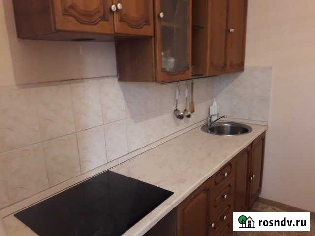 3-комнатная квартира, 72 м², 1/9 эт. в аренду посуточно в Нижневартовске Нижневартовск - изображение 1