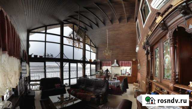 Дом 200 м² на участке 15 сот. в аренду посуточно в Соколе Вологодской области Сокол - изображение 1