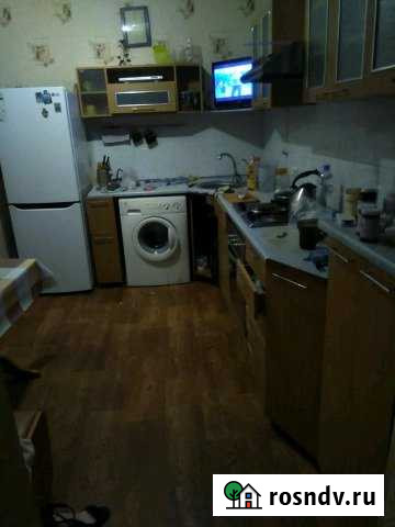 2-комнатная квартира, 80 м², 1/1 эт. в аренду на длительный срок в Керче Керчь - изображение 1