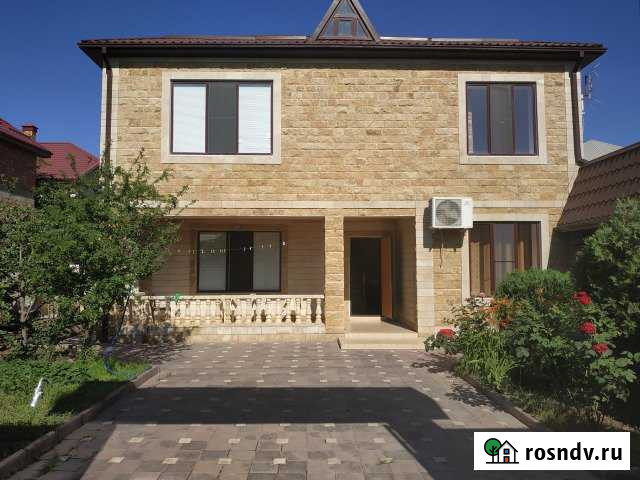 Дача 200 м² на участке 3 сот. в аренду посуточно в Махачкале Махачкала - изображение 1