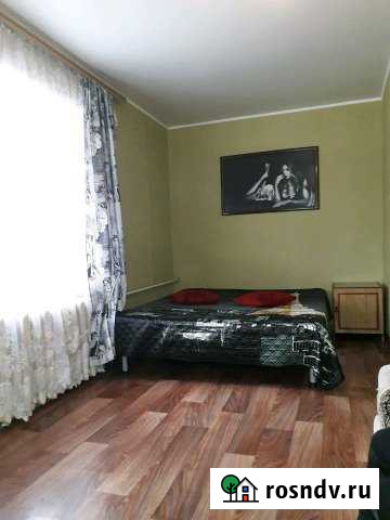 1-комнатная квартира, 35 м², 2/5 эт. в аренду посуточно в Балаково Балаково - изображение 1