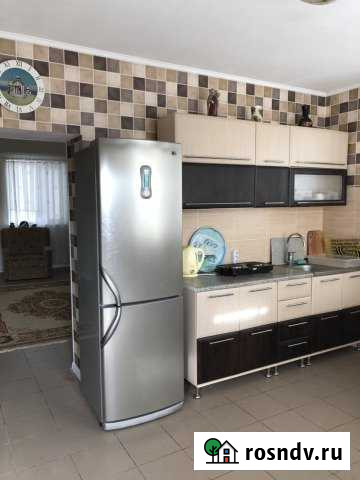 Коттедж 120 м² на участке 6 сот. в аренду посуточно в Евпатории Евпатория - изображение 1