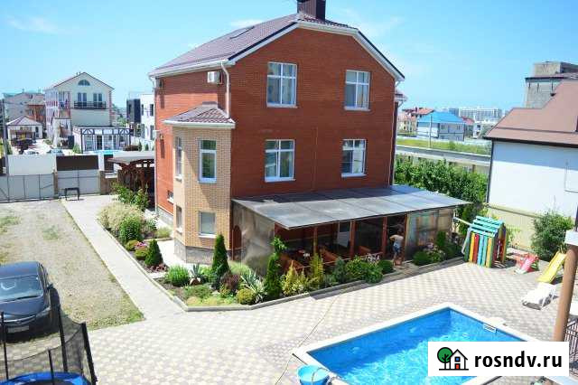 Коттедж 350 м² на участке 15 сот. в аренду посуточно в Анапе Анапа - изображение 1
