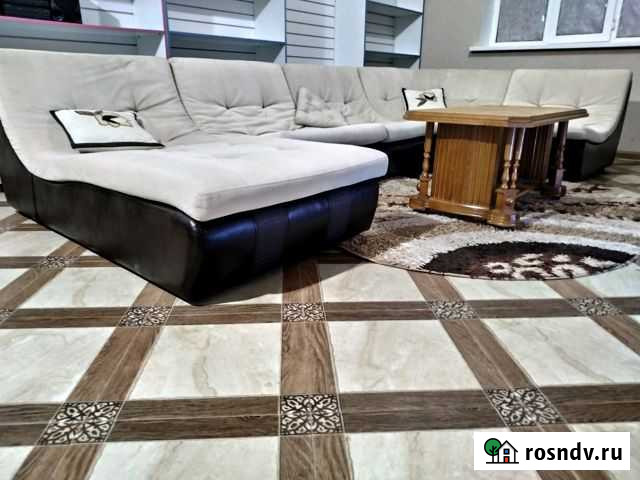 Коттедж 130 м² на участке 2 сот. в аренду посуточно в Махачкале Махачкала - изображение 1