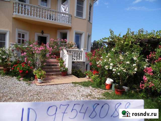 Дом 280 м² на участке 5 сот. в аренду посуточно в Дивноморском Дивноморское - изображение 1