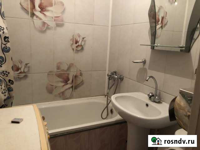 2-комнатная квартира, 43 м², 1/5 эт. в аренду на длительный срок в Новомосковске Новомосковск - изображение 1