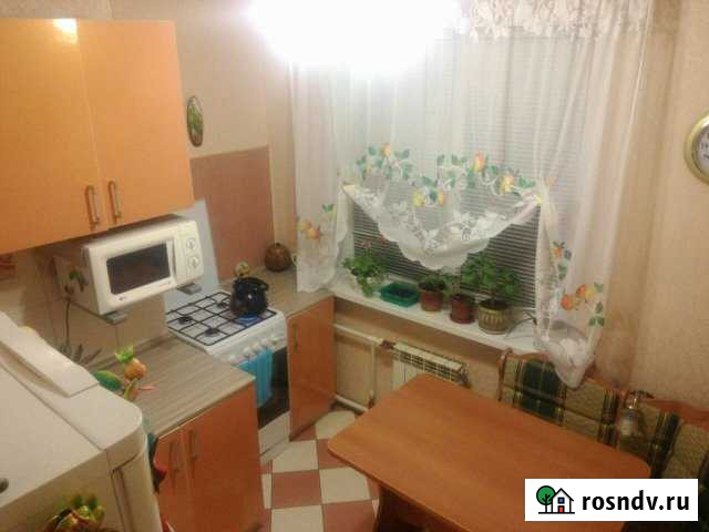 2-комнатная квартира, 48 м², 2/4 эт. в аренду посуточно в Нефтегорске Самарской области Нефтегорск - изображение 1