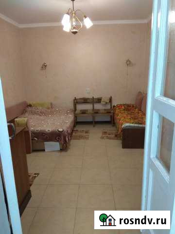 1-комнатная квартира, 27 м², 1/3 эт. в аренду посуточно в Алупке Алупка - изображение 1