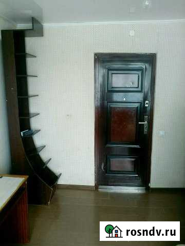 Комната 12 м² в 1-ком. кв., 4/5 эт. в аренду на длительный срок в Ачинске Ачинск - изображение 1