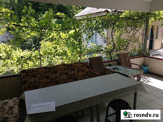 Коттедж 60 м² на участке 12 сот. в аренду посуточно в Джубге кп Джубга кп - изображение 1