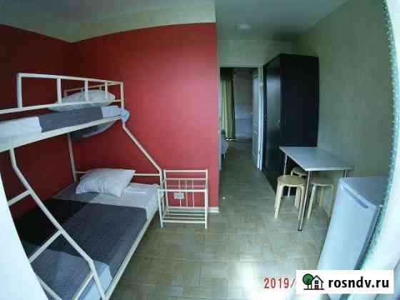 Комната 35 м² в 2-ком. кв., 1/3 эт. в аренду посуточно в Евпатории Евпатория