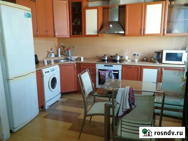 3-комнатная квартира, 70 м², 6/10 эт. в аренду посуточно во Владивостоке Владивосток - изображение 1