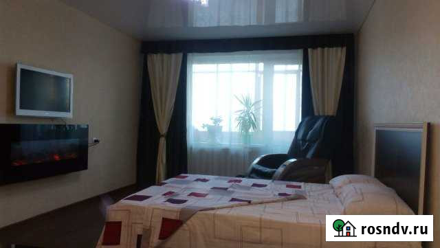 1-комнатная квартира, 40 м², 2/9 эт. в аренду посуточно в Нижнекамске Нижнекамск - изображение 1