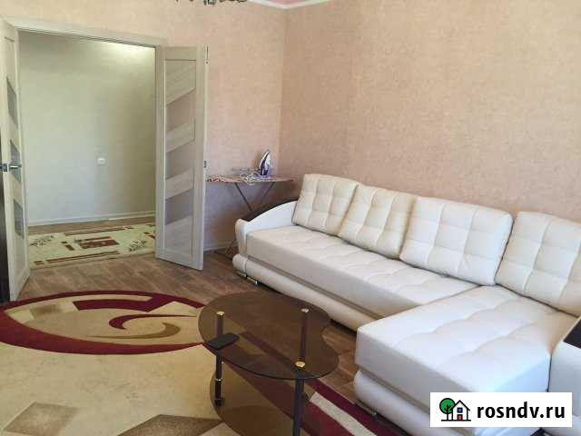 2-комнатная квартира, 68 м², 2/9 эт. в аренду посуточно в Ноябрьске Ноябрьск - изображение 1